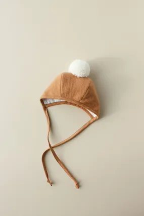 Briar Baby Saddle Pom Bonnet