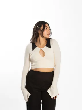 FLOWER WRAP TOP - CREME