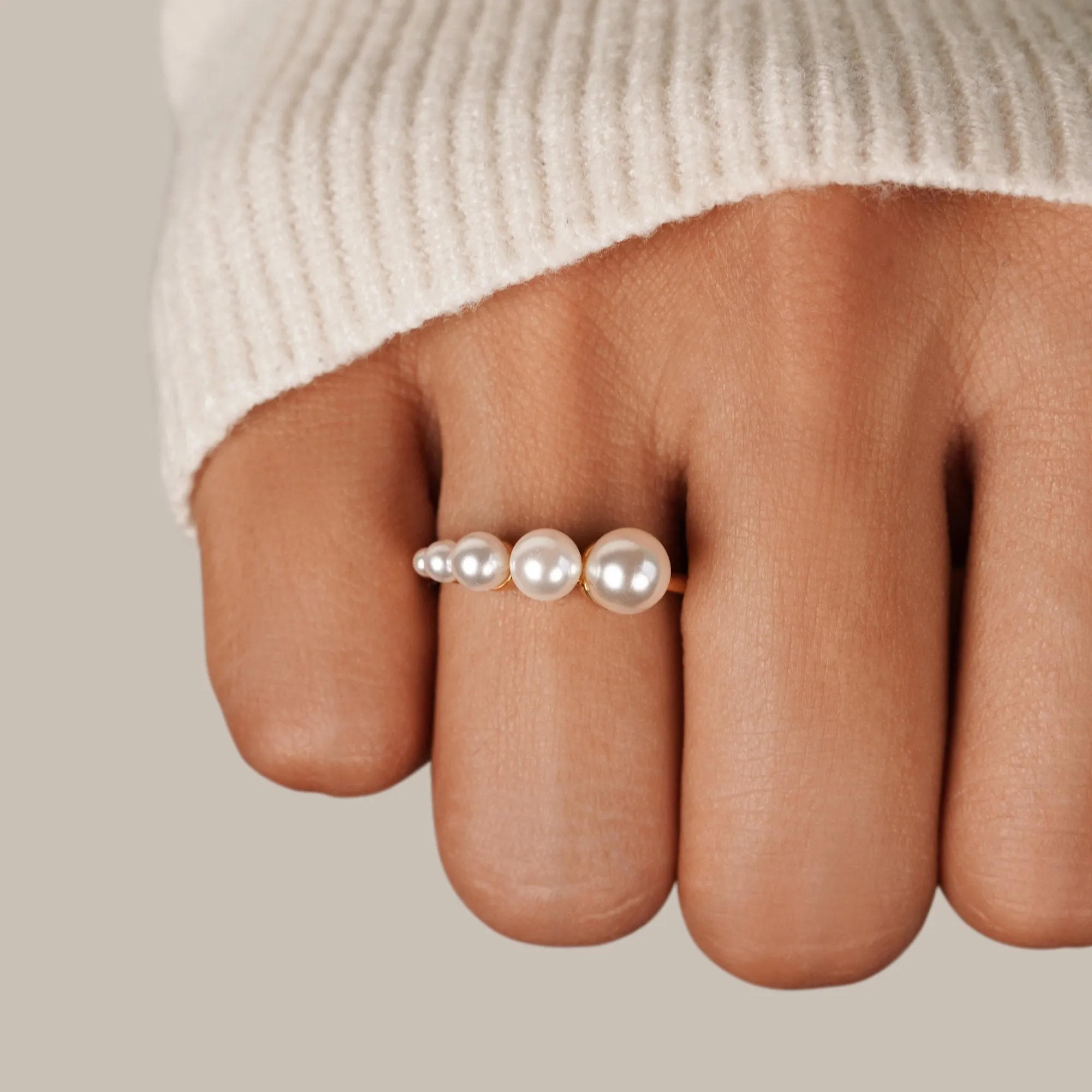 Ivy Pearl Gold Ring