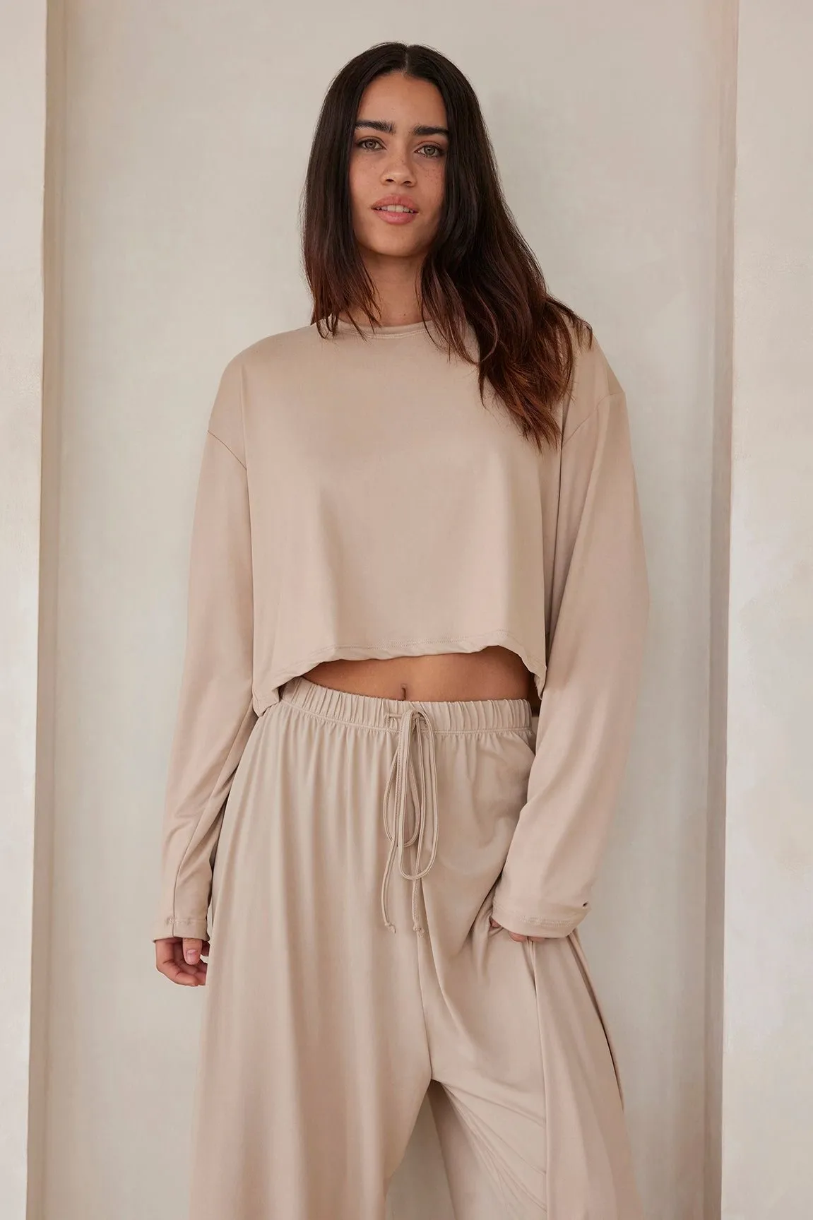 The Cloud Long Sleeve Crop Tee